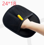 Black pet hair remover mitt shown at 24 x 18 cm